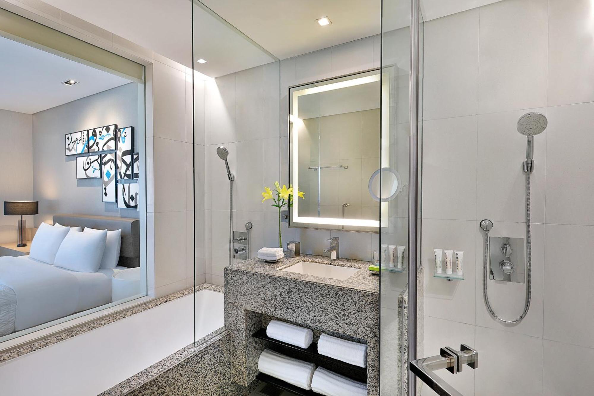 Le Meridien City Centre Bahrain Манама Екстер'єр фото Bathroom